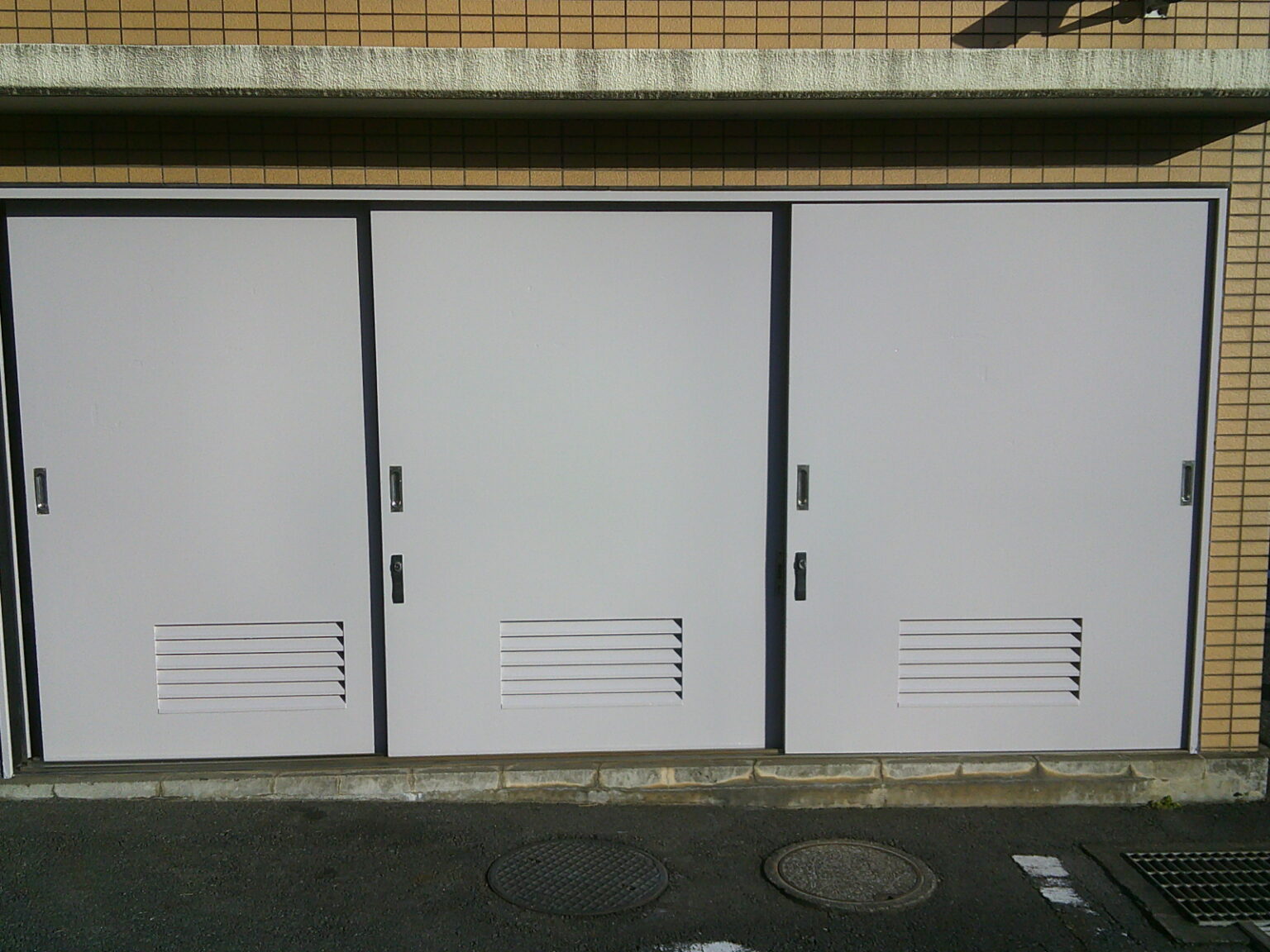 共用鉄部塗装工事|松戸市の分譲マンション